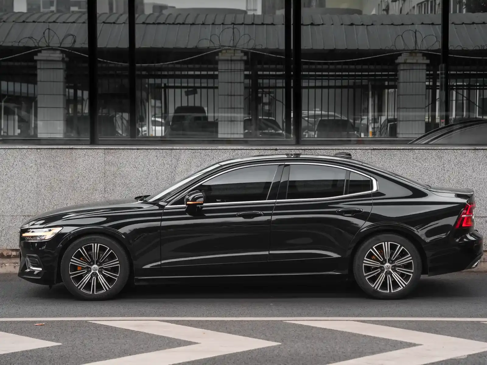Black saloon car for private hire in London